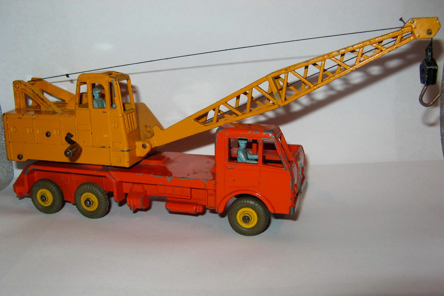 972 20 TON COLES CRANE.jpg